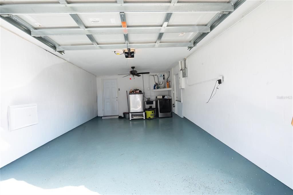 For Sale: $285,000 (2 beds, 2 baths, 1634 Square Feet)