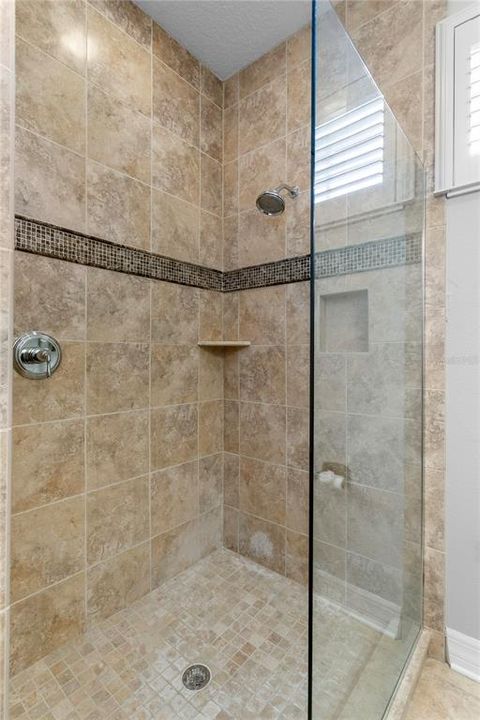 For Sale: $1,990,000 (4 beds, 4 baths, 5317 Square Feet)