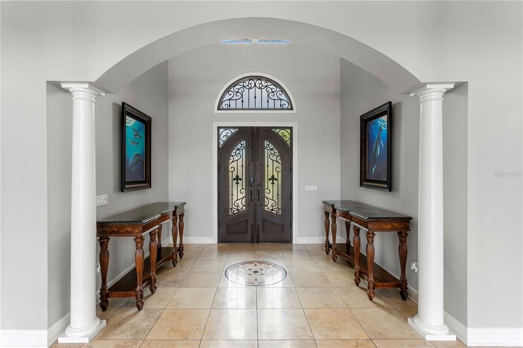 For Sale: $1,990,000 (4 beds, 4 baths, 5317 Square Feet)