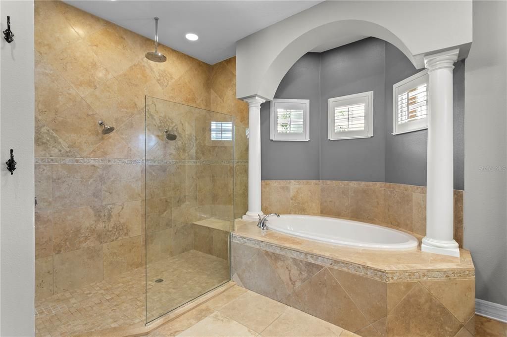 For Sale: $1,990,000 (4 beds, 4 baths, 5317 Square Feet)