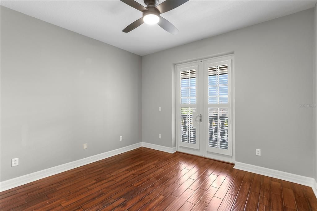 For Sale: $1,990,000 (4 beds, 4 baths, 5317 Square Feet)