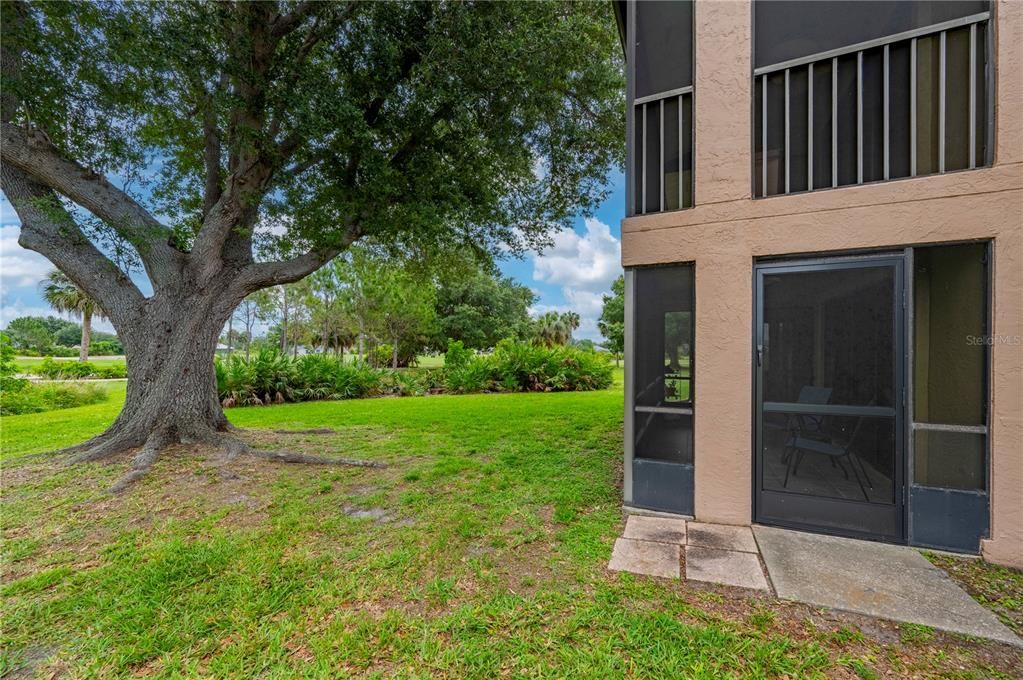 For Sale: $149,900 (2 beds, 2 baths, 1132 Square Feet)