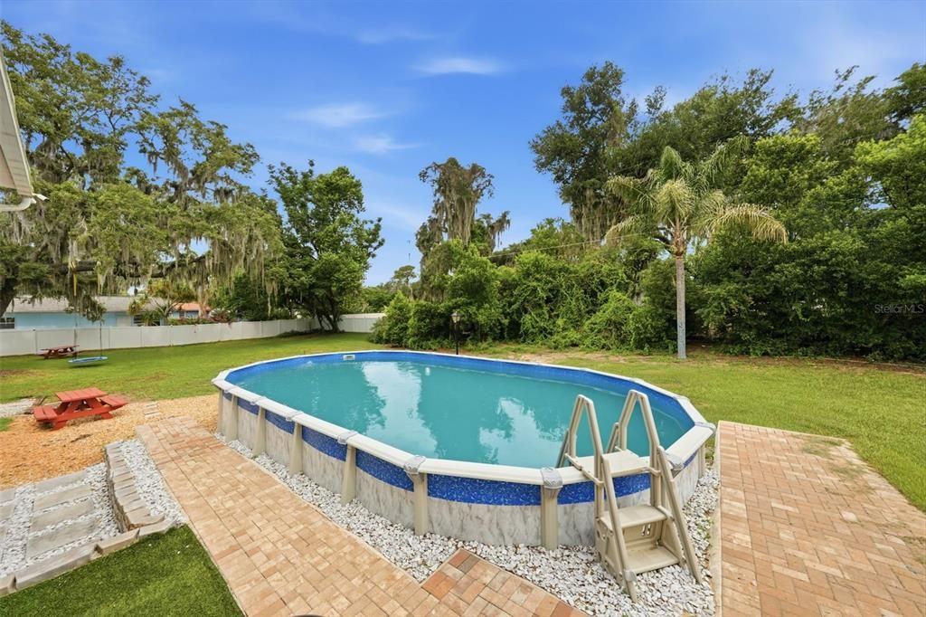 For Sale: $585,000 (4 beds, 4 baths, 4312 Square Feet)