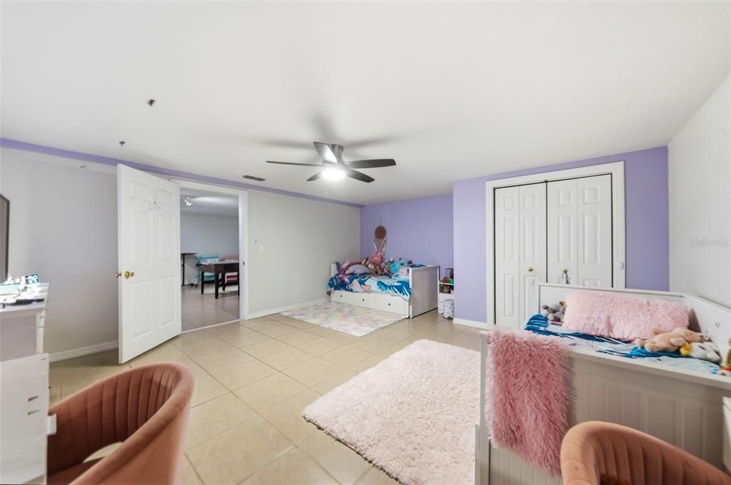 For Sale: $585,000 (4 beds, 4 baths, 4312 Square Feet)