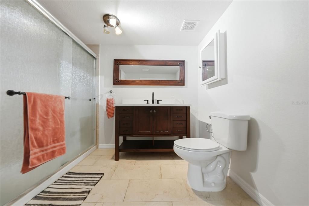 For Sale: $585,000 (4 beds, 4 baths, 4312 Square Feet)
