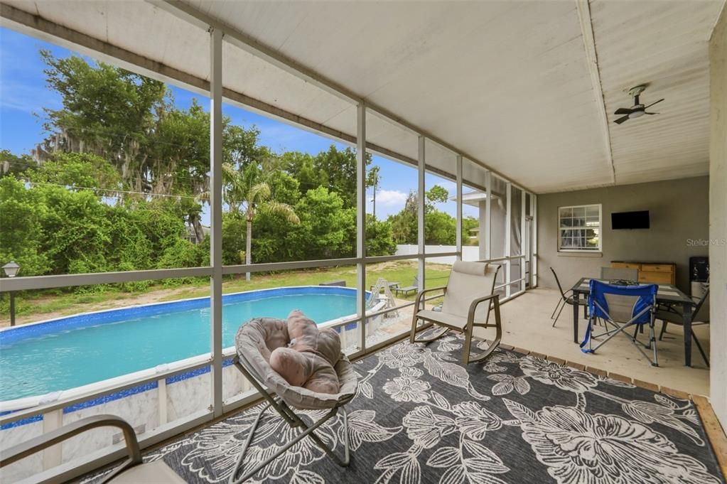 For Sale: $585,000 (4 beds, 4 baths, 4312 Square Feet)