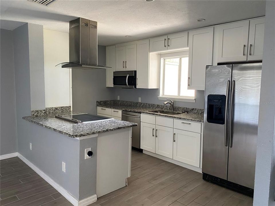 For Sale: $245,000 (3 beds, 2 baths, 1500 Square Feet)