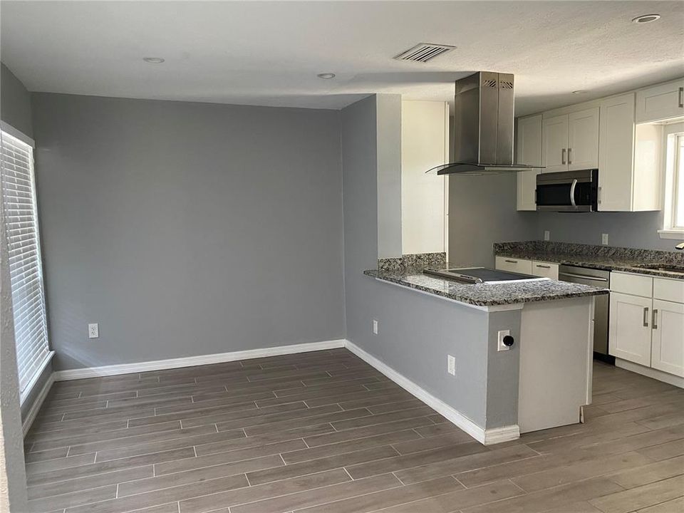 For Sale: $245,000 (3 beds, 2 baths, 1500 Square Feet)