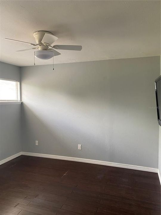 For Sale: $245,000 (3 beds, 2 baths, 1500 Square Feet)