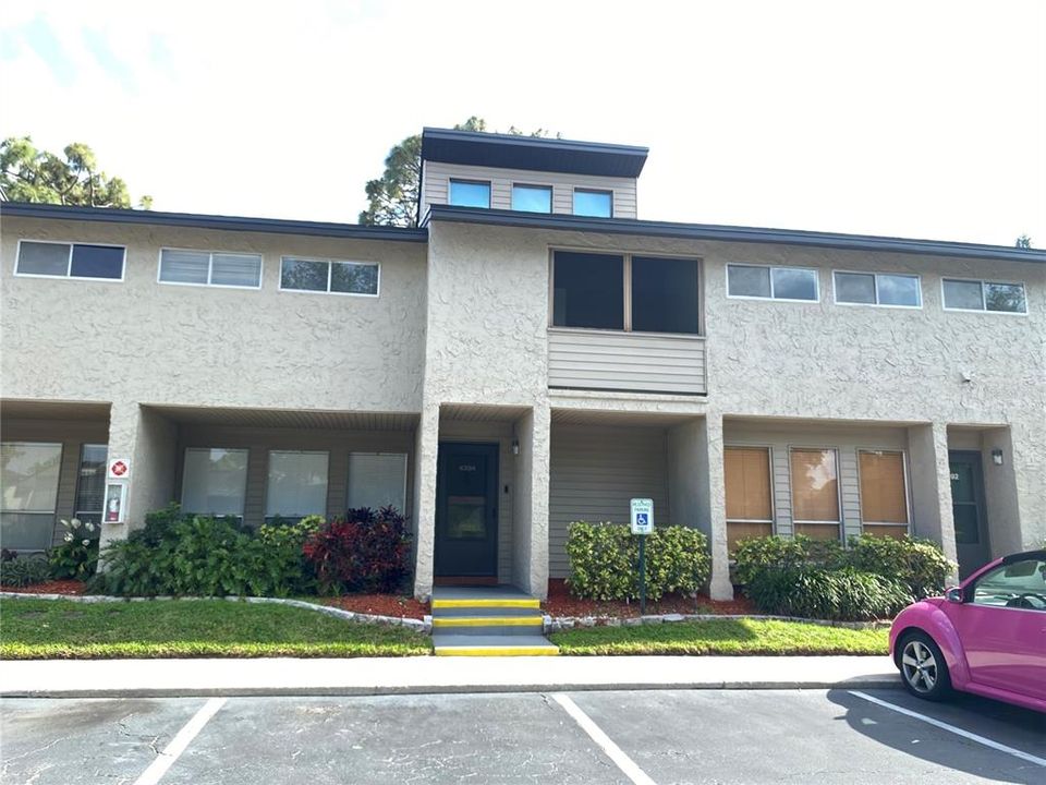 For Sale: $245,000 (3 beds, 2 baths, 1500 Square Feet)