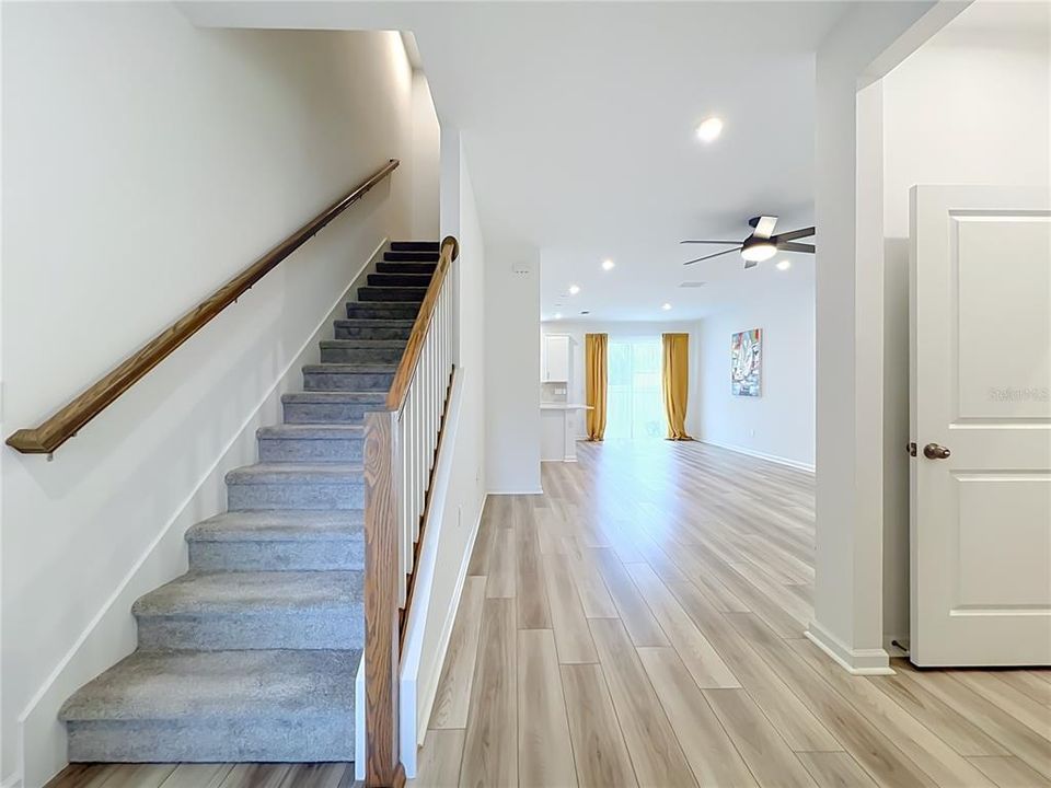 На продажу: $417,000 (3 спален, 2 ванн, 1559 Квадратных фут)