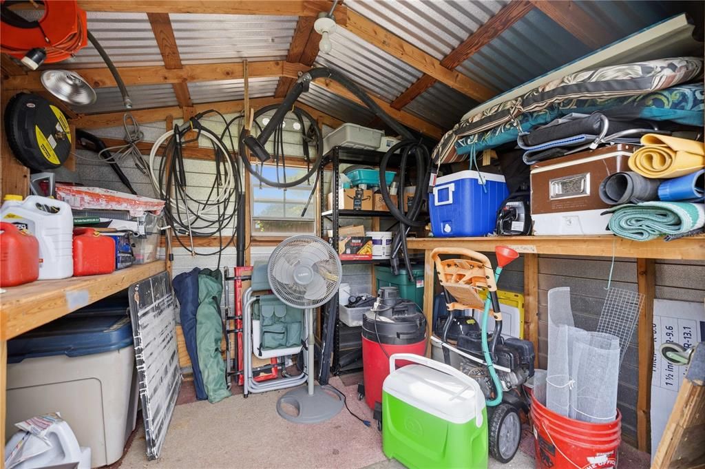 For Sale: $135,000 (2 beds, 1 baths, 1040 Square Feet)