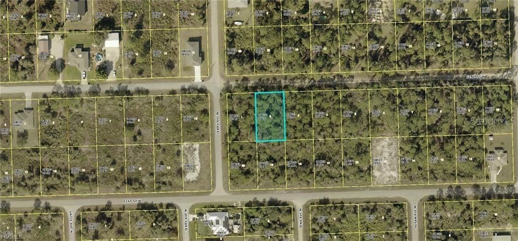 For Sale: $18,900 (0.25 acres)