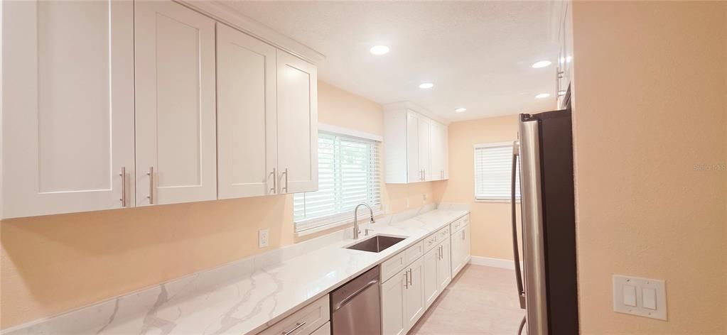 For Sale: $310,000 (3 beds, 2 baths, 1469 Square Feet)