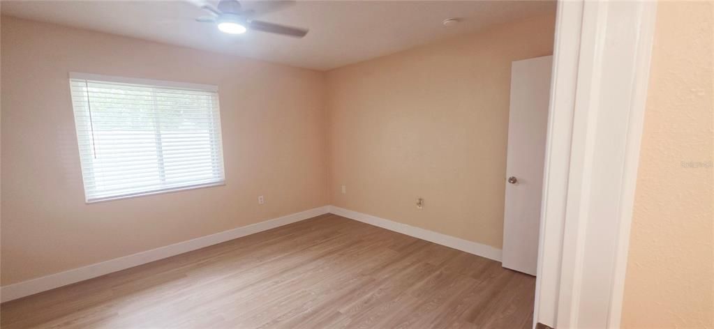 For Sale: $310,000 (3 beds, 2 baths, 1469 Square Feet)