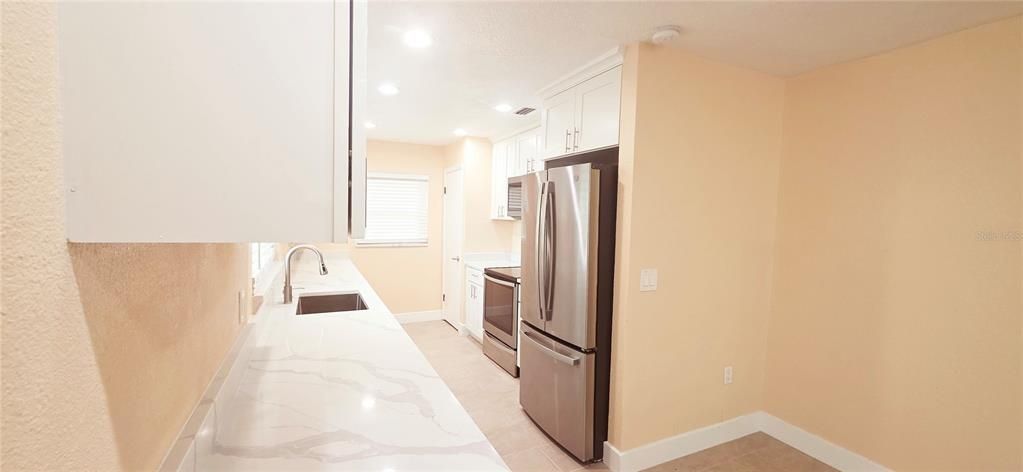 For Sale: $310,000 (3 beds, 2 baths, 1469 Square Feet)