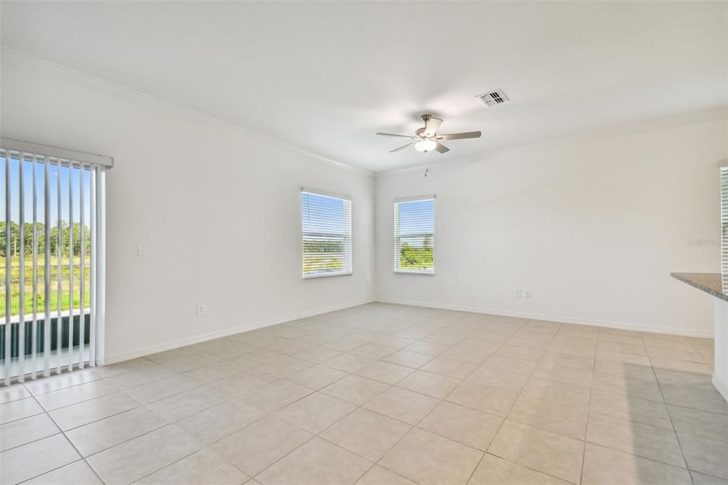 For Rent: $2,550 (3 beds, 2 baths, 1851 Square Feet)