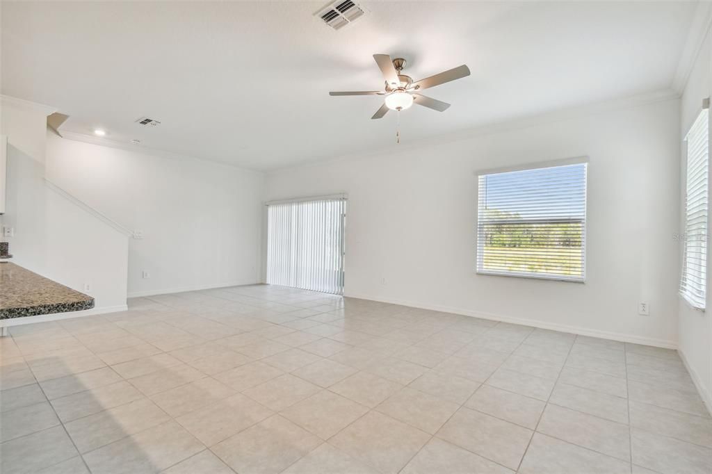For Rent: $2,550 (3 beds, 2 baths, 1851 Square Feet)