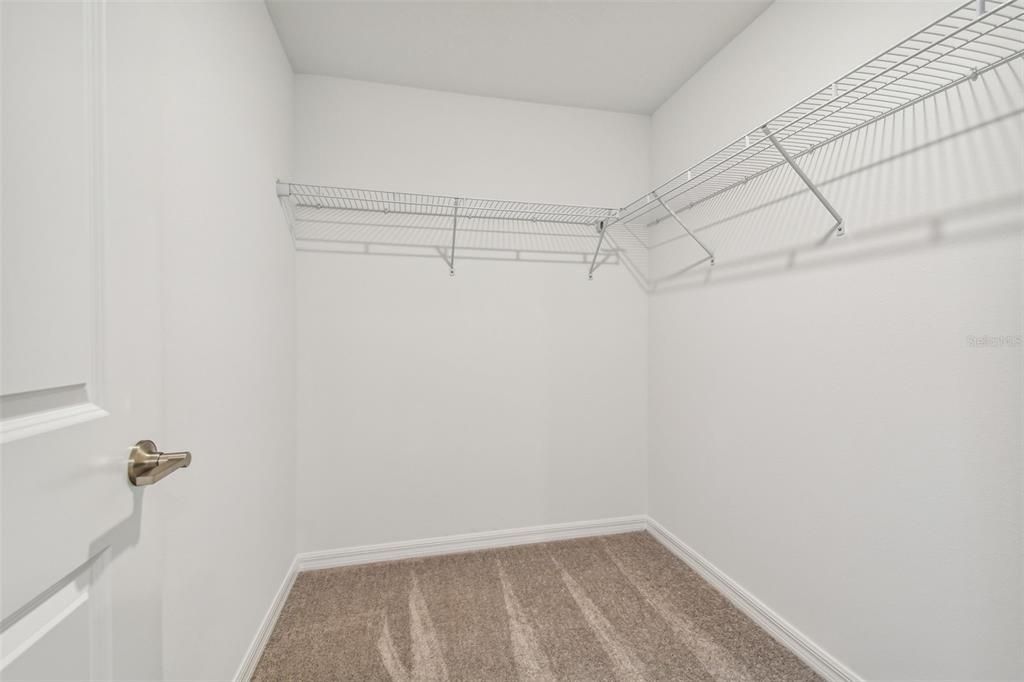 For Rent: $2,550 (3 beds, 2 baths, 1851 Square Feet)
