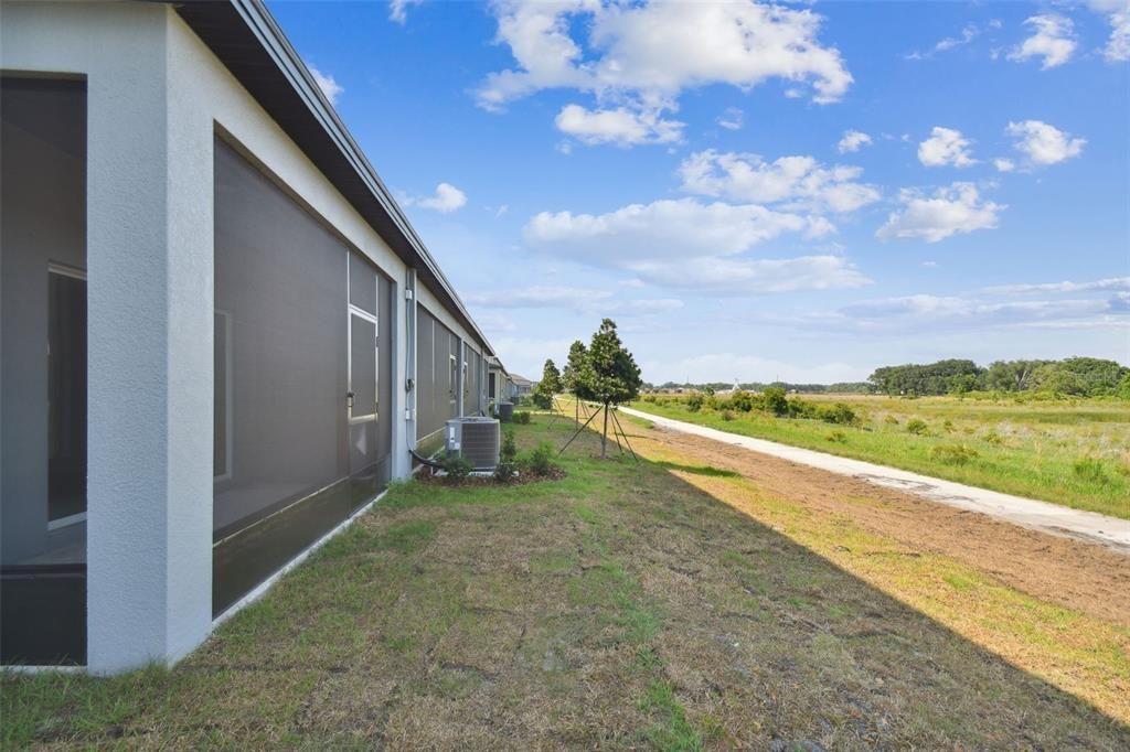 For Rent: $2,550 (3 beds, 2 baths, 1851 Square Feet)