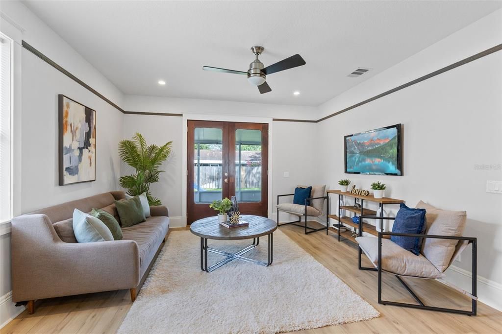 En Venta: $469,900 (4 camas, 2 baños, 1863 Pies cuadrados)