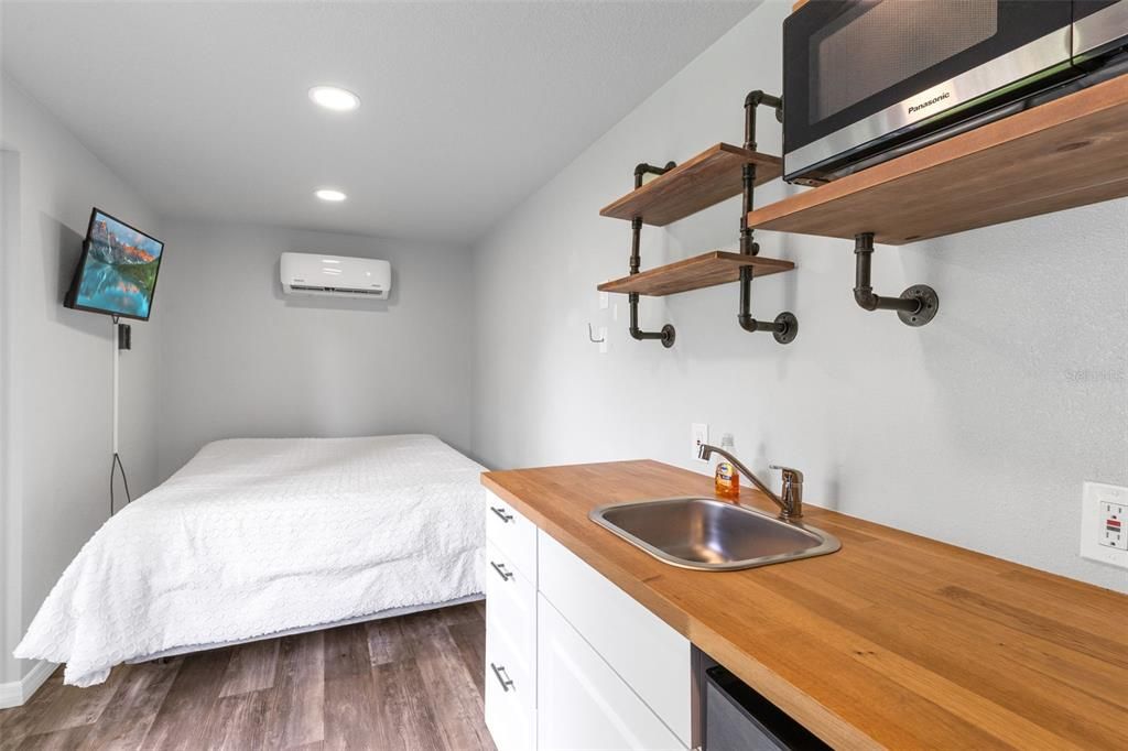 En Venta: $469,900 (4 camas, 2 baños, 1863 Pies cuadrados)