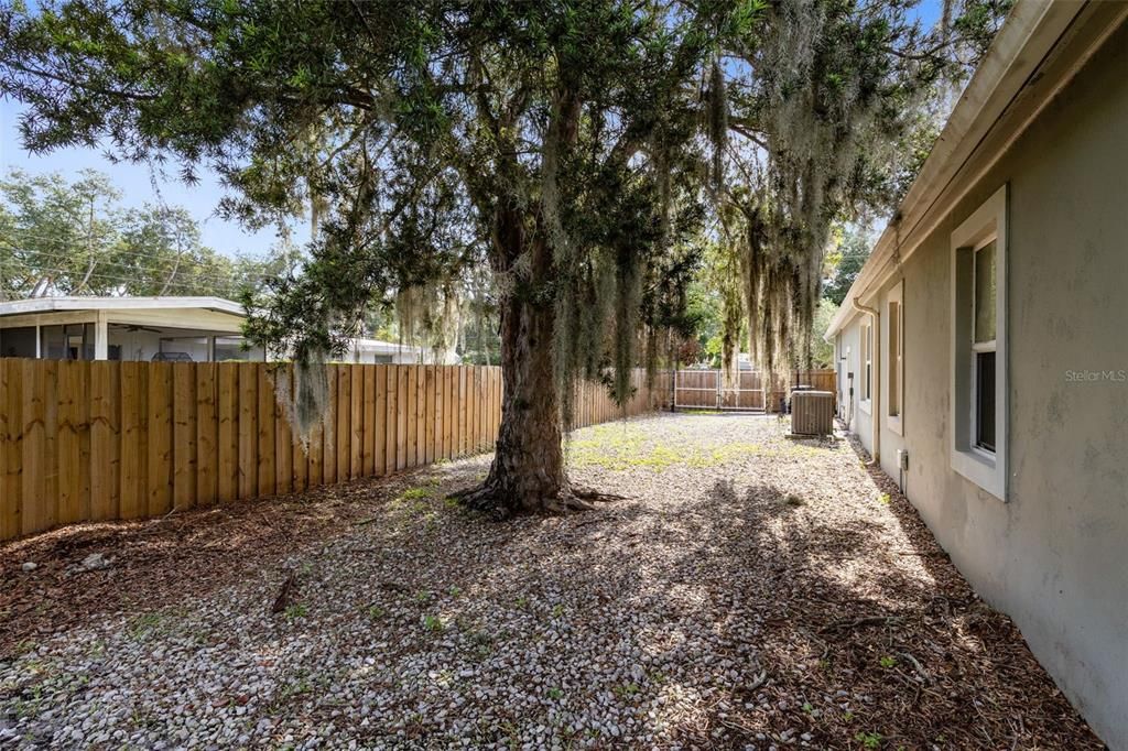 En Venta: $469,900 (4 camas, 2 baños, 1863 Pies cuadrados)