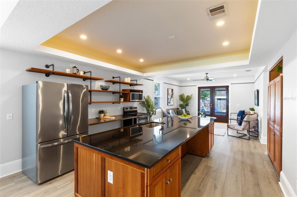 En Venta: $469,900 (4 camas, 2 baños, 1863 Pies cuadrados)