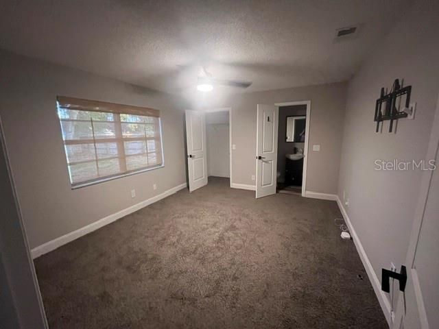 For Sale: $425,000 (3 beds, 2 baths, 1111 Square Feet)