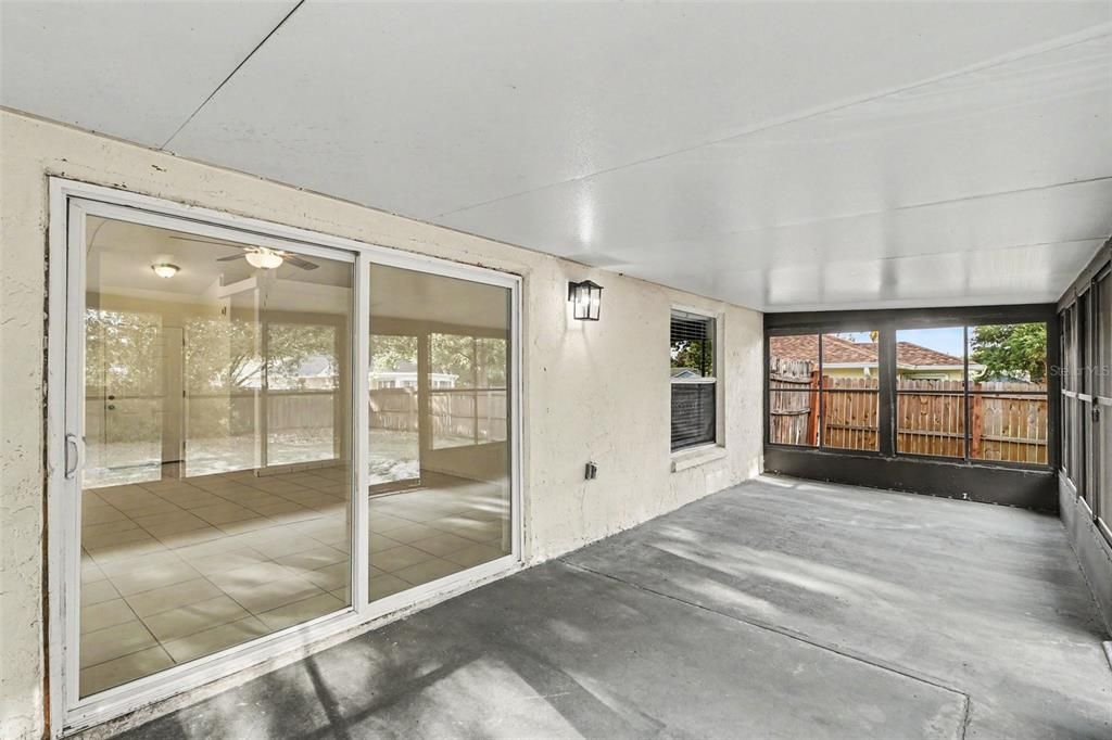 For Sale: $299,900 (3 beds, 2 baths, 1346 Square Feet)