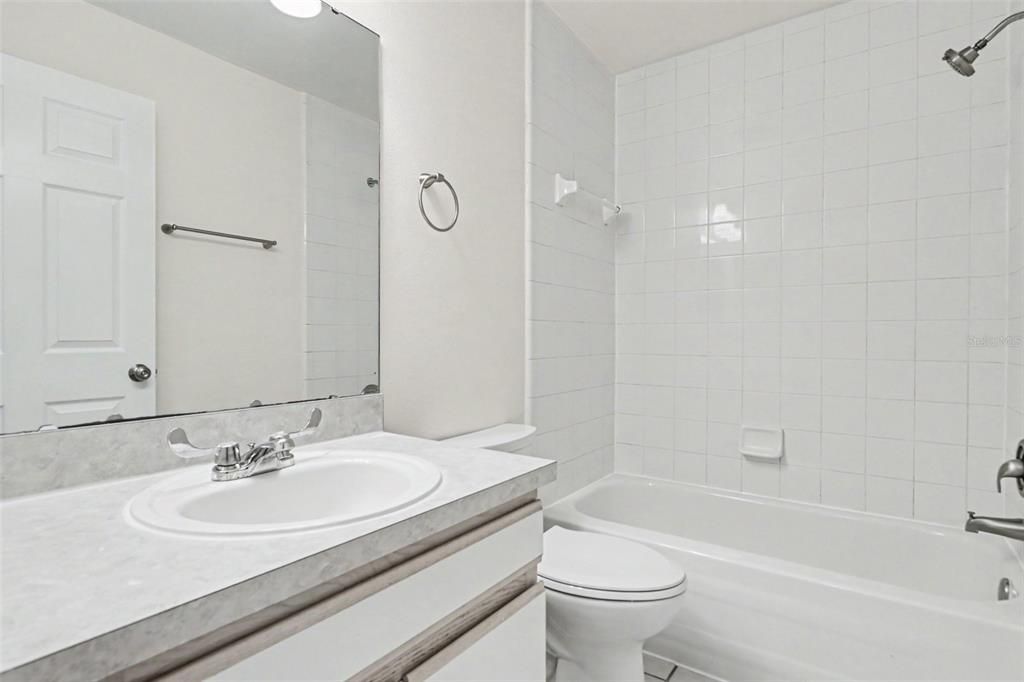 For Sale: $299,900 (3 beds, 2 baths, 1346 Square Feet)