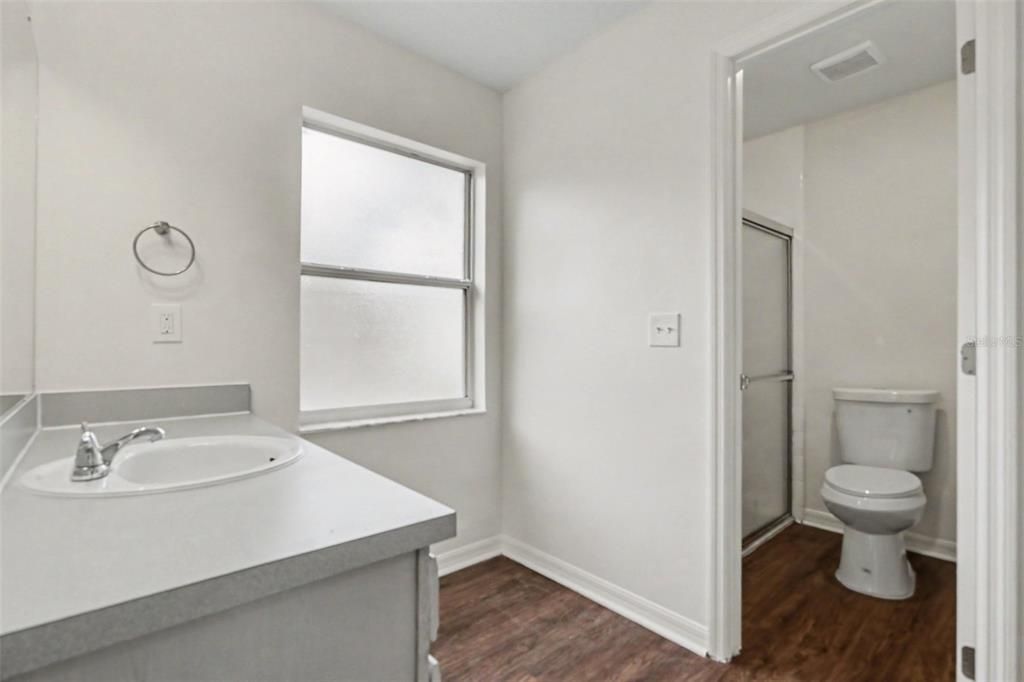 For Sale: $299,900 (3 beds, 2 baths, 1346 Square Feet)