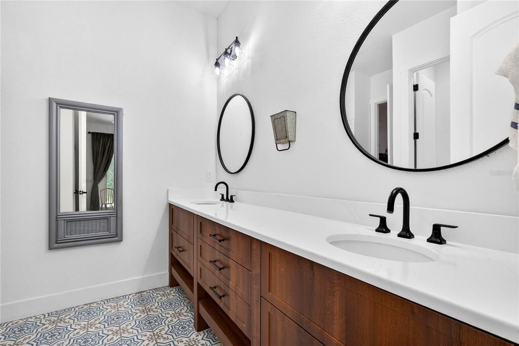For Sale: $1,399,000 (4 beds, 3 baths, 3172 Square Feet)