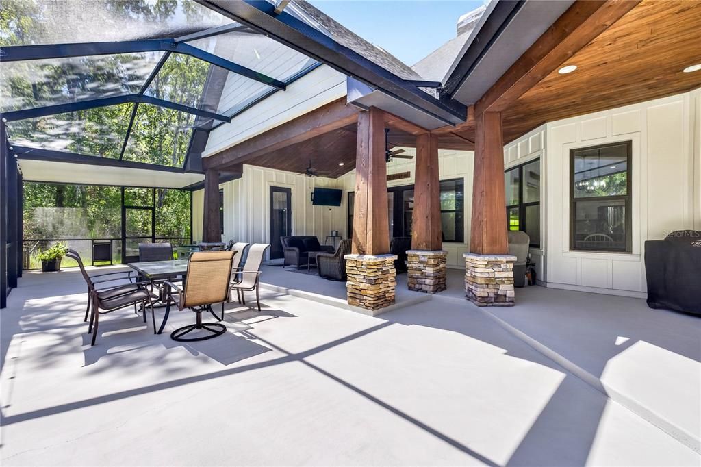 For Sale: $1,399,000 (4 beds, 3 baths, 3172 Square Feet)