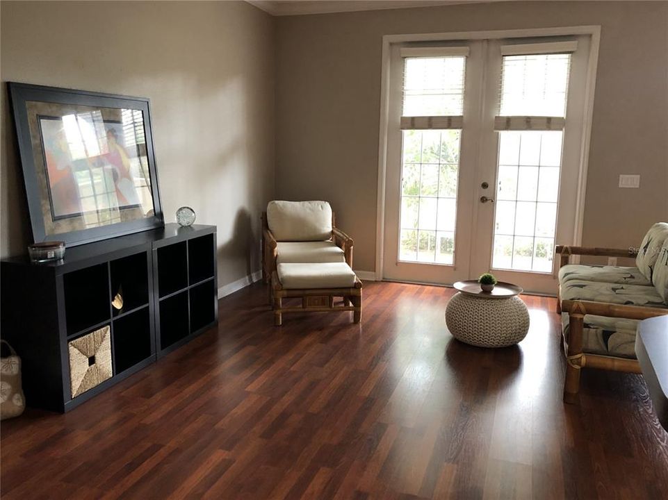 For Rent: $2,100 (3 beds, 2 baths, 1602 Square Feet)