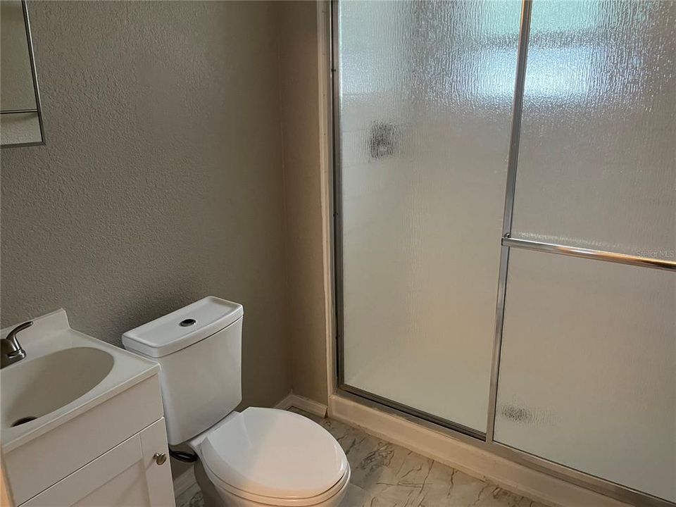 В аренду: $1,250 (2 спален, 1 ванн, 750 Квадратных фут)
