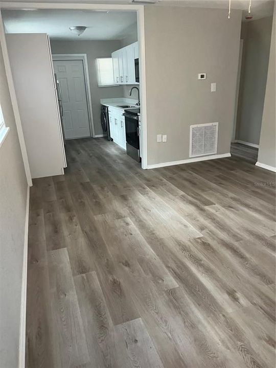 В аренду: $1,250 (2 спален, 1 ванн, 750 Квадратных фут)