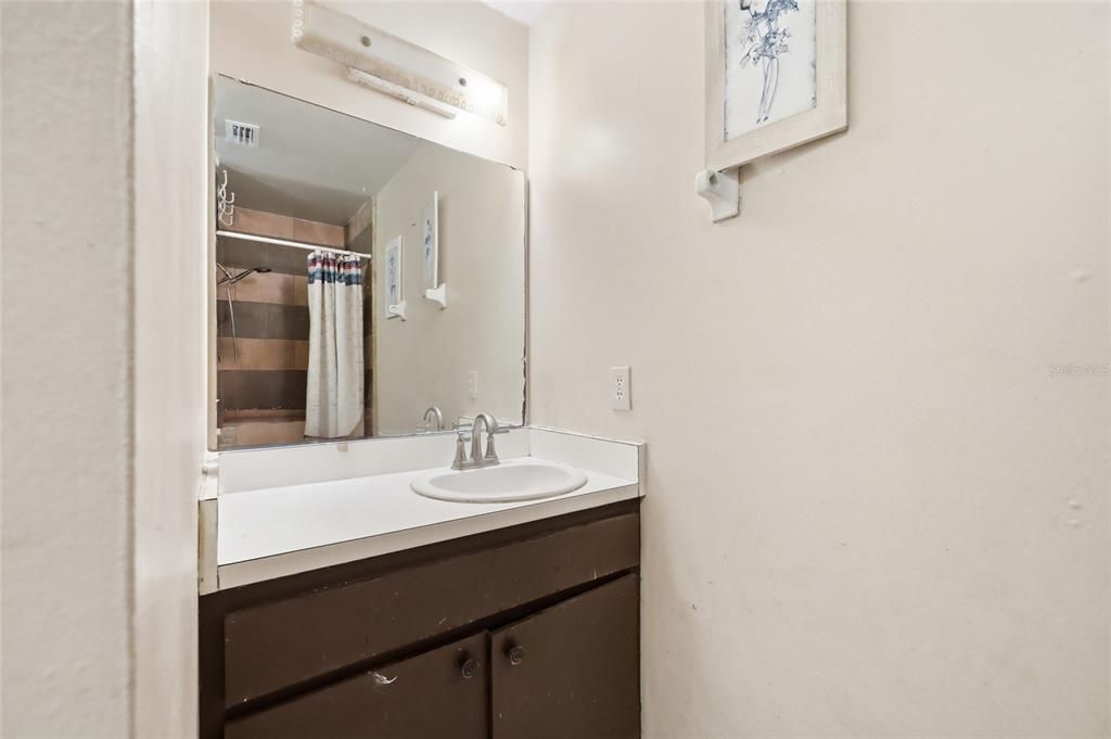 En Venta: $250,000 (3 camas, 2 baños, 1650 Pies cuadrados)