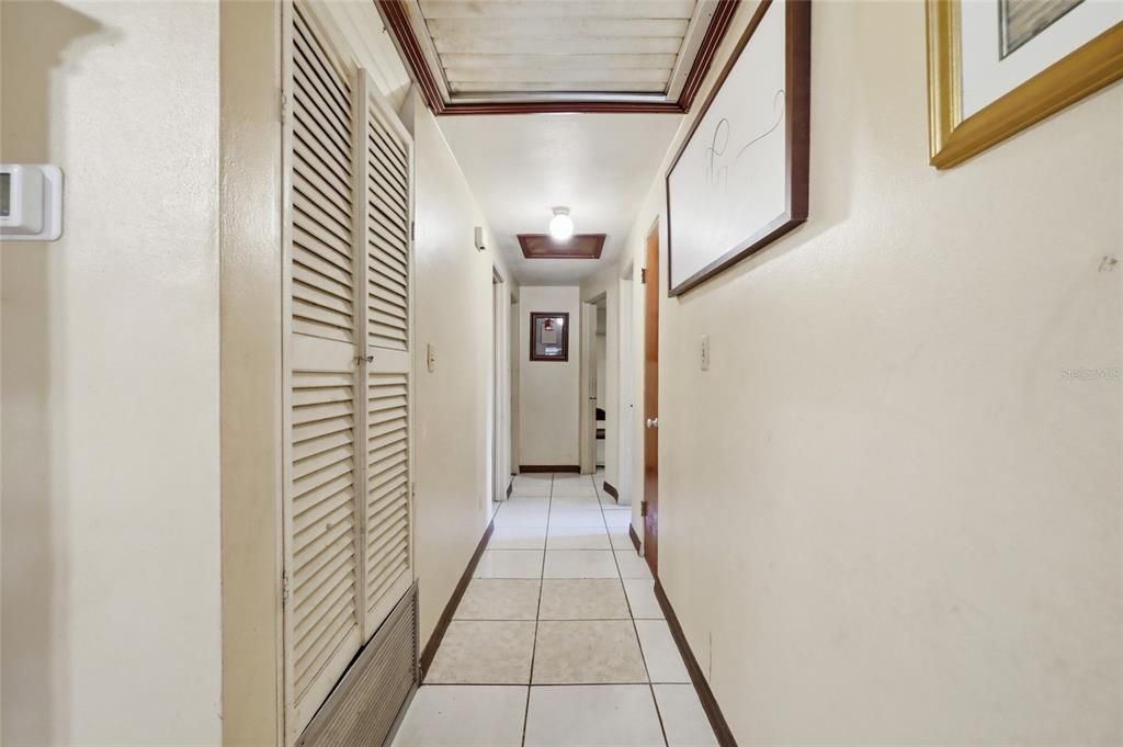 En Venta: $250,000 (3 camas, 2 baños, 1650 Pies cuadrados)