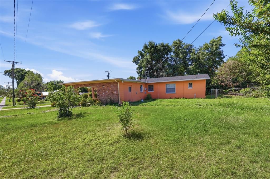 En Venta: $250,000 (3 camas, 2 baños, 1650 Pies cuadrados)