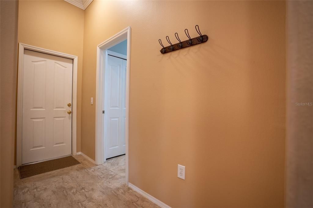 En Venta: $619,900 (5 camas, 3 baños, 2829 Pies cuadrados)