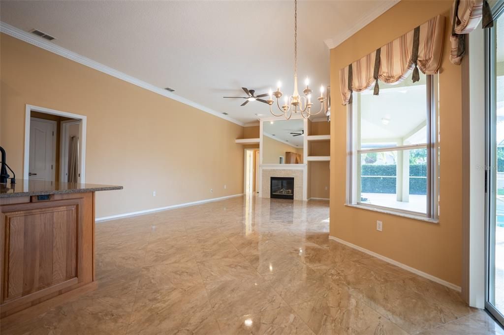 En Venta: $619,900 (5 camas, 3 baños, 2829 Pies cuadrados)