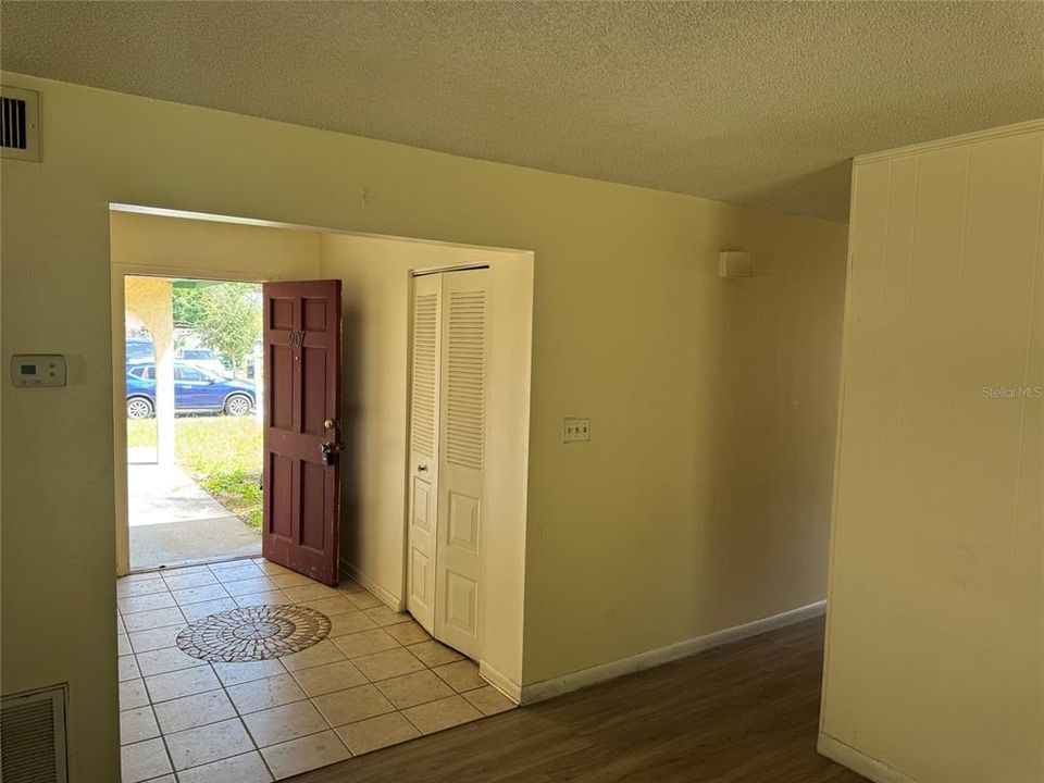For Sale: $328,000 (4 beds, 2 baths, 1332 Square Feet)