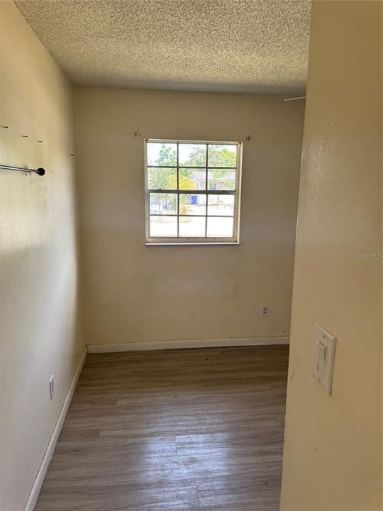 For Sale: $328,000 (4 beds, 2 baths, 1332 Square Feet)