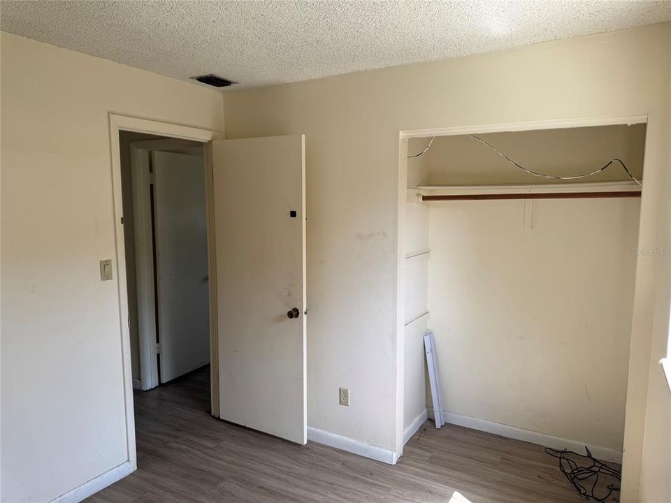 For Sale: $328,000 (4 beds, 2 baths, 1332 Square Feet)