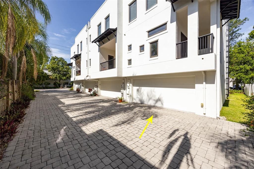 En Venta: $749,900 (3 camas, 3 baños, 2895 Pies cuadrados)