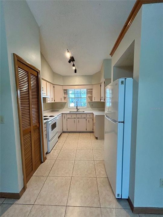 En Renta: $1,925 (3 camas, 2 baños, 1168 Pies cuadrados)