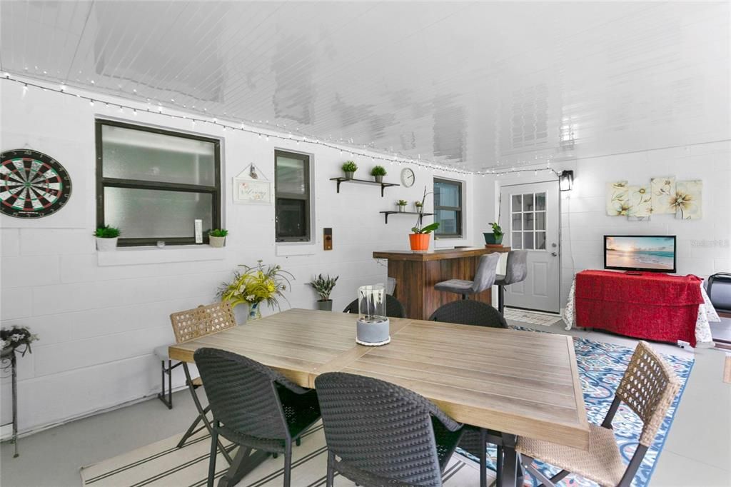 En Venta: $330,000 (3 camas, 2 baños, 1432 Pies cuadrados)