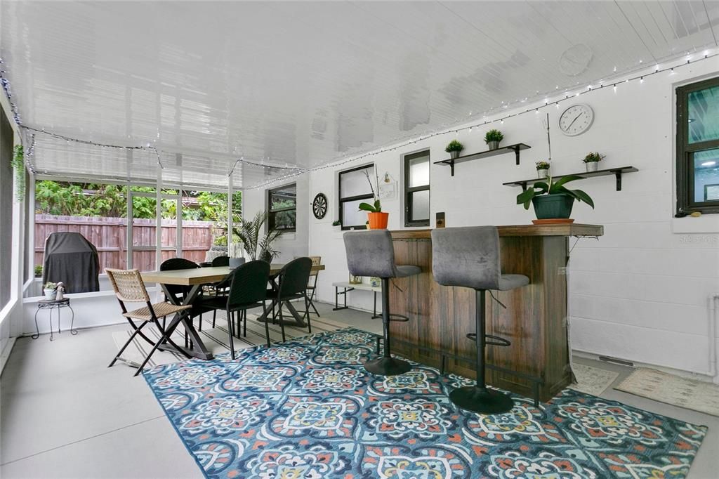 En Venta: $330,000 (3 camas, 2 baños, 1432 Pies cuadrados)