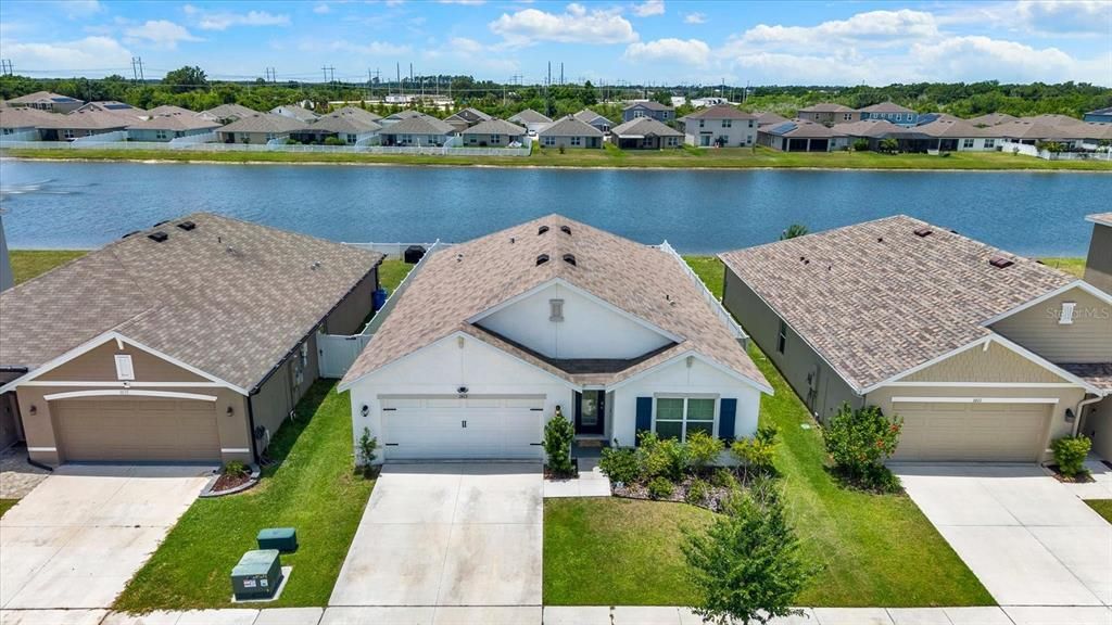 For Sale: $340,000 (4 beds, 2 baths, 1828 Square Feet)